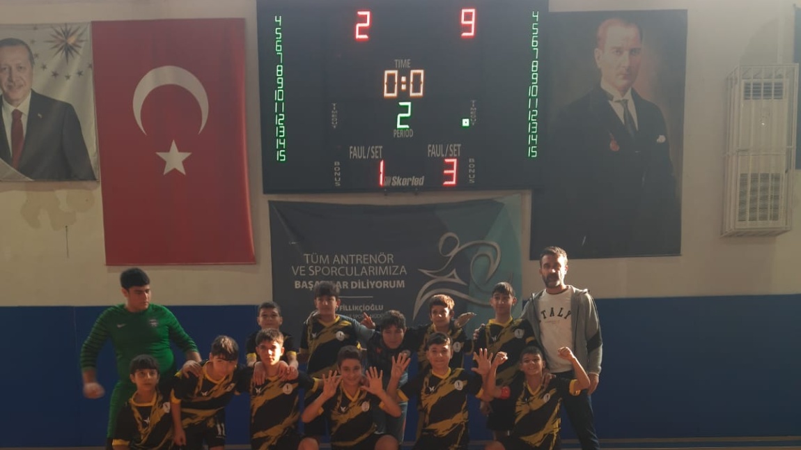 Okulumuz Bahçeşehir Kolejini 9-2 Yendi. 